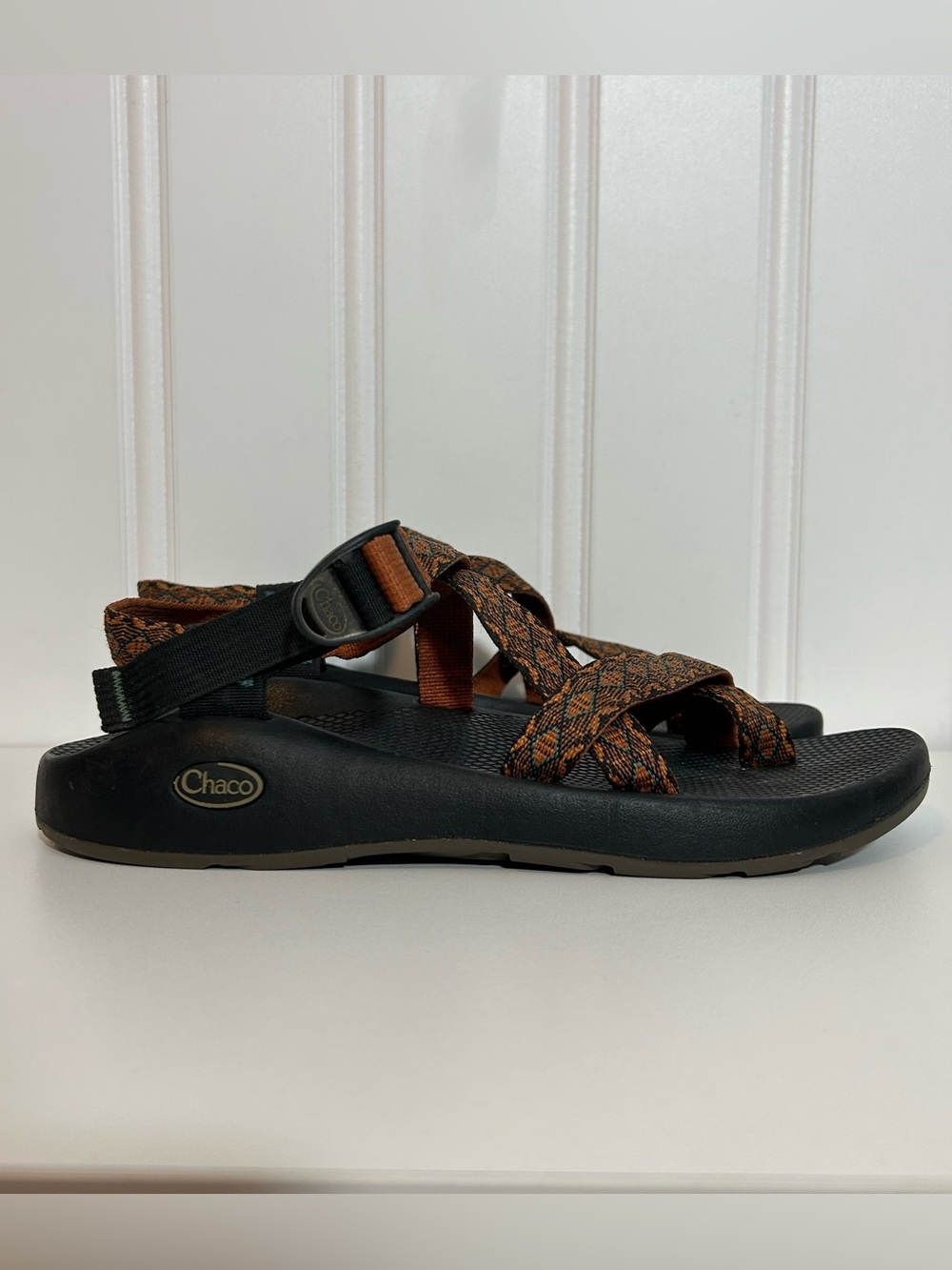 Chaco y2 yampa Aztec orange black sandals